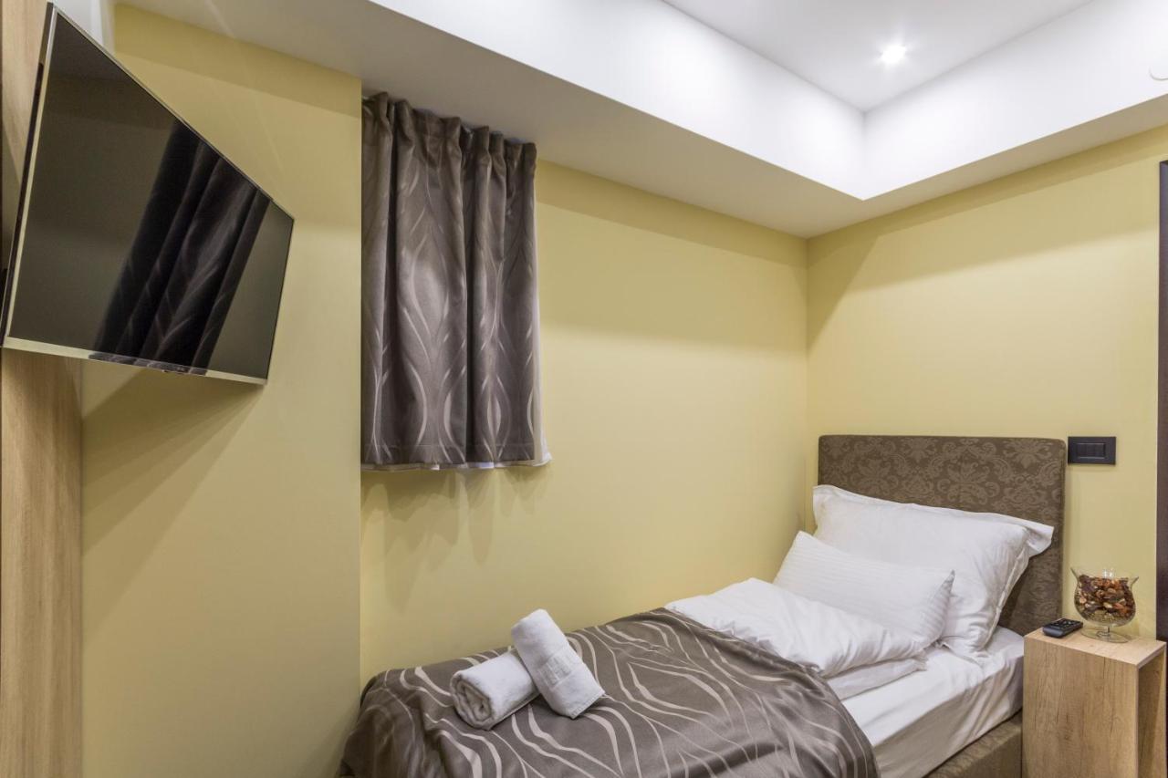 Madison Inn Suites - Wilson'S Square בלגרד חדר תמונה